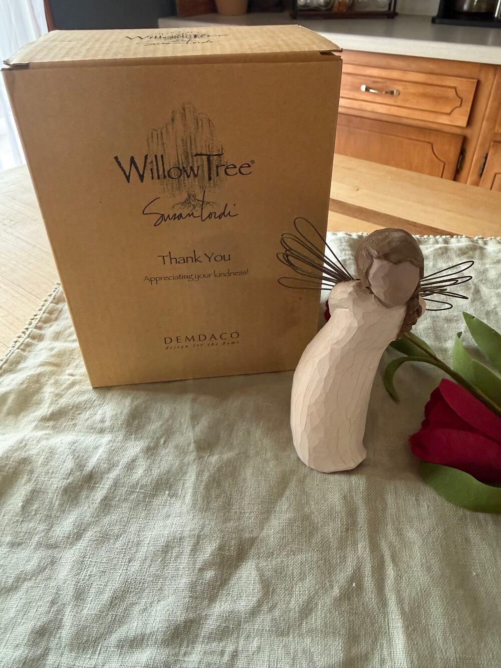 Willow Tree Susan Lordi Thank You Angel with Box